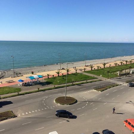 House On The Beach Батумі Екстер'єр фото